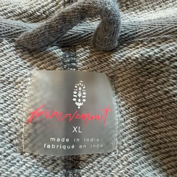 FREE PEOPLE ~ FPMOVEMENT - NWT - Grey Hoodie- XL - Picture 12 of 16